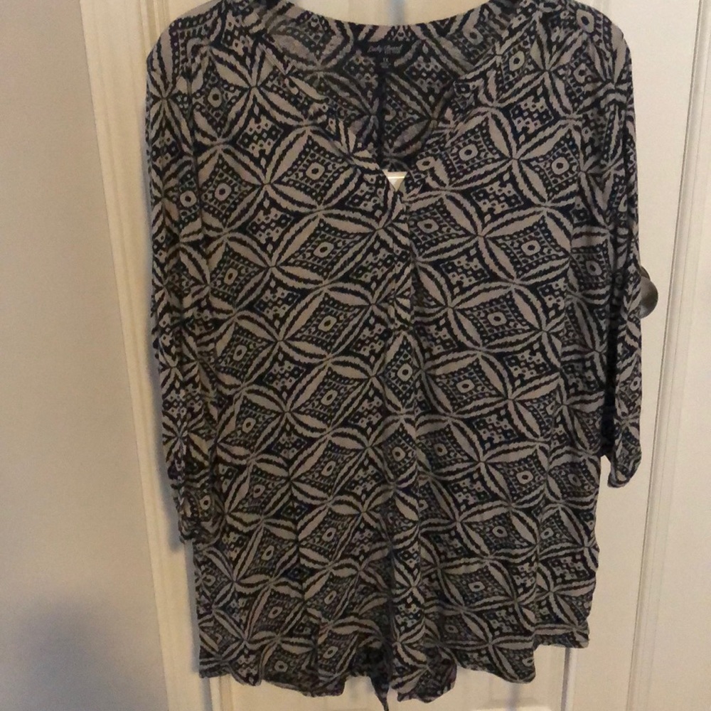 Lucky Brand Tunic top Navy with gray tribal 1X!!